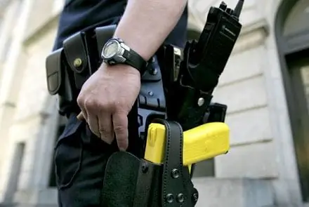 سگ را "Tase" نکنید مهم نیست که Taser Inc چه می گوید